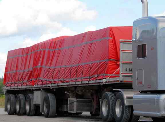 Flatbed lumber tarp